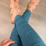Annie Sandal - Nude